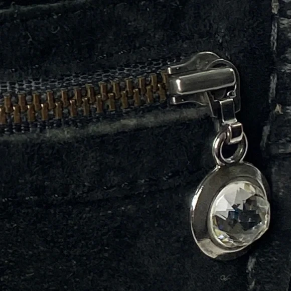 UGG Slippers - Picture 6 of 15